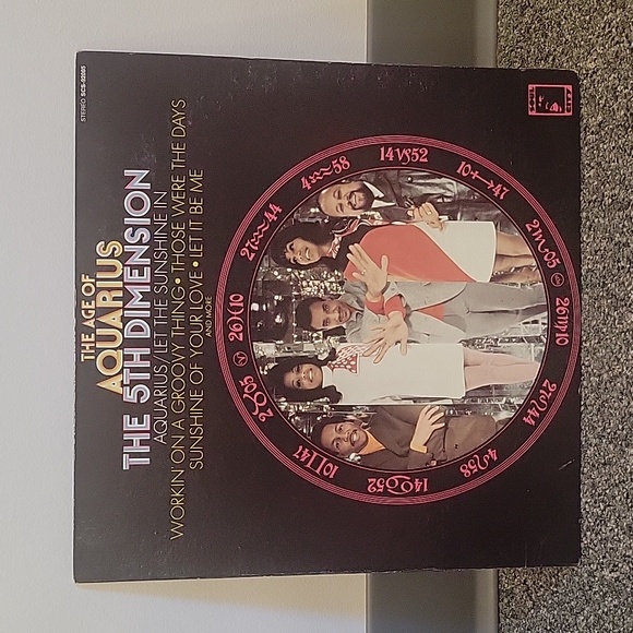 The Age of Aquarius: The Fifth Dimension LP - Picture 1 of 5